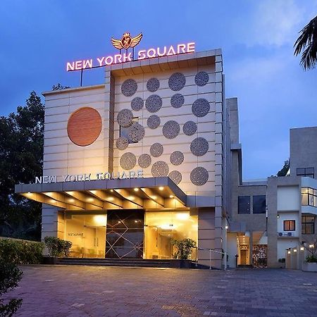 Hotel New York Square Kottayam Buitenkant foto
